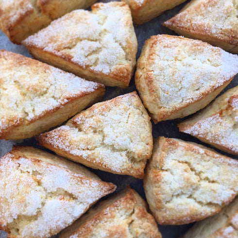 02_クリームスコーン プレーン4個入り